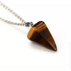 Gorgeous Healing Tiger's Eye Crystal Stone necklace! 😍